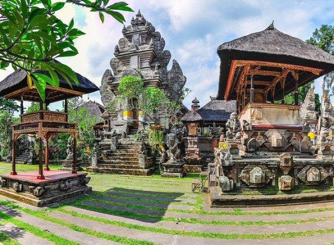 Ubud Village Tour (Central Bali) – Best of Bali – All inclusive by Leo Starlight